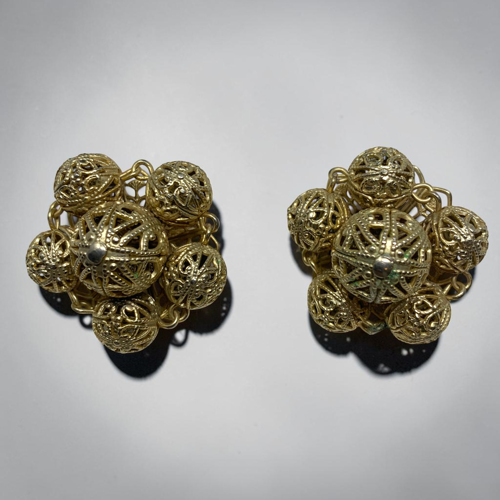 Vintage 1960s Oversized Gold Orb Filigree Cluster Earrings Leverback Mid Century
